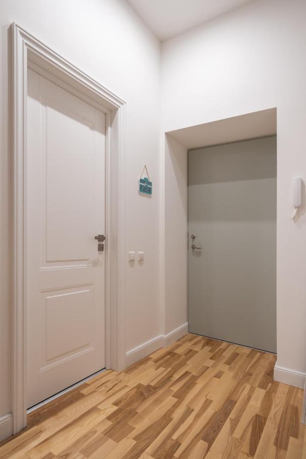 Lacplesa24 - Modern Studios In Riga City Center Dış mekan fotoğraf