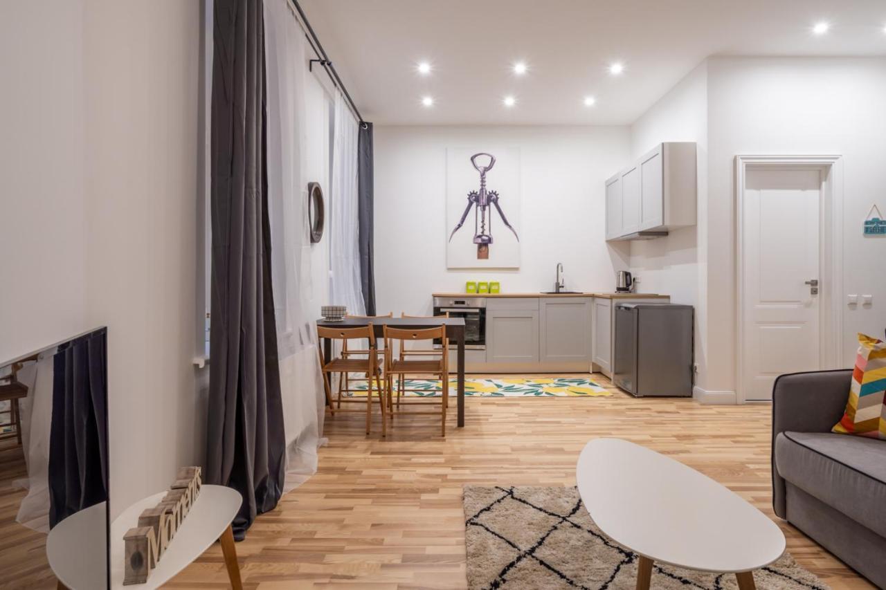 Lacplesa24 - Modern Studios In Riga City Center Dış mekan fotoğraf